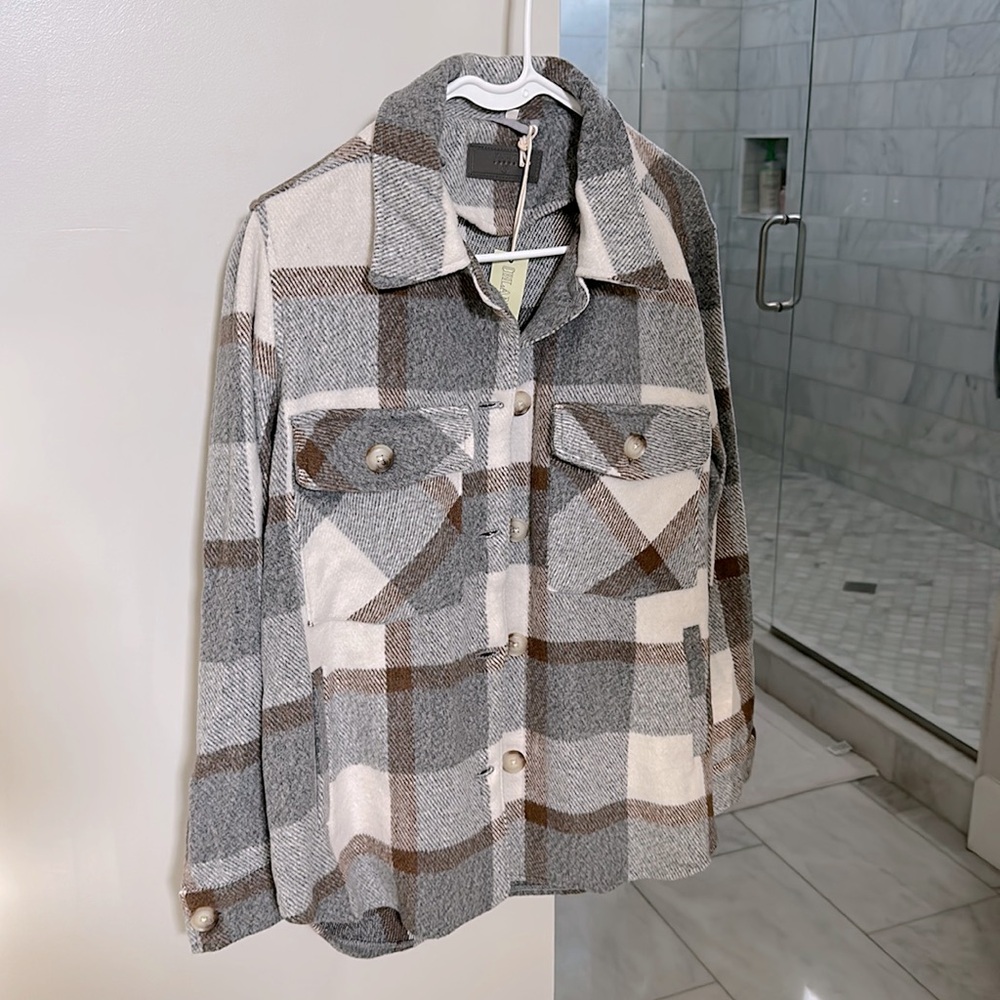 Blank NYC Shacket - medium (grey brown cream flannel) NEW w/tags!